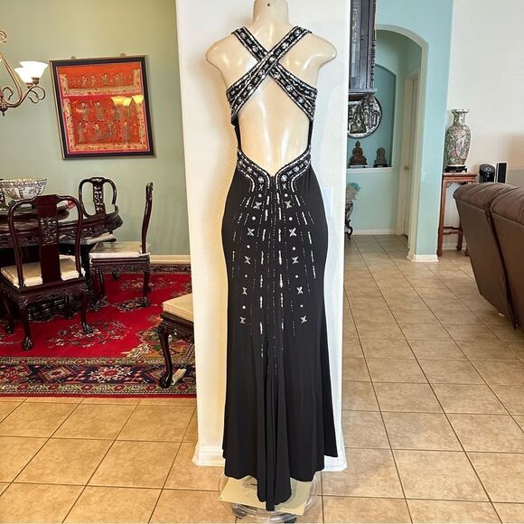 Hailey Logan by Adrianna Papell Black Embellished Gown Criss Cross Back Size 3/4 - Picture 11 of 16